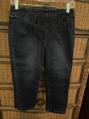 We The Free Women's Dark Black Cropped Jeans
